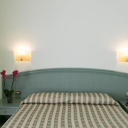 Hotel Gran Bretagna Ortigia 3*