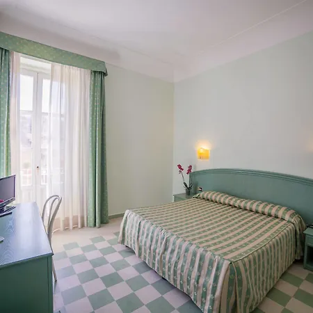 Hotel Gran Bretagna Ortigia 3*