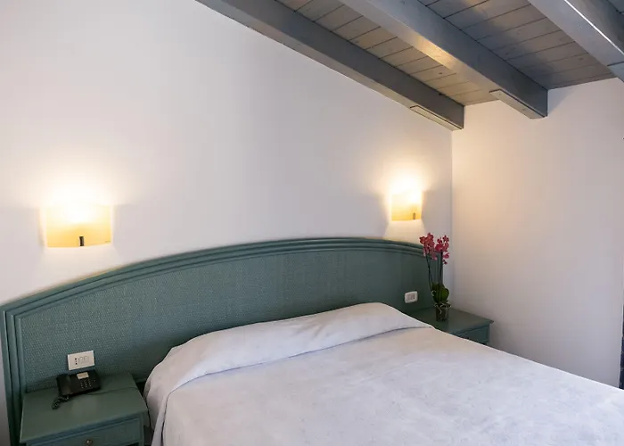 Отель Gran Bretagna Ortigia 3*